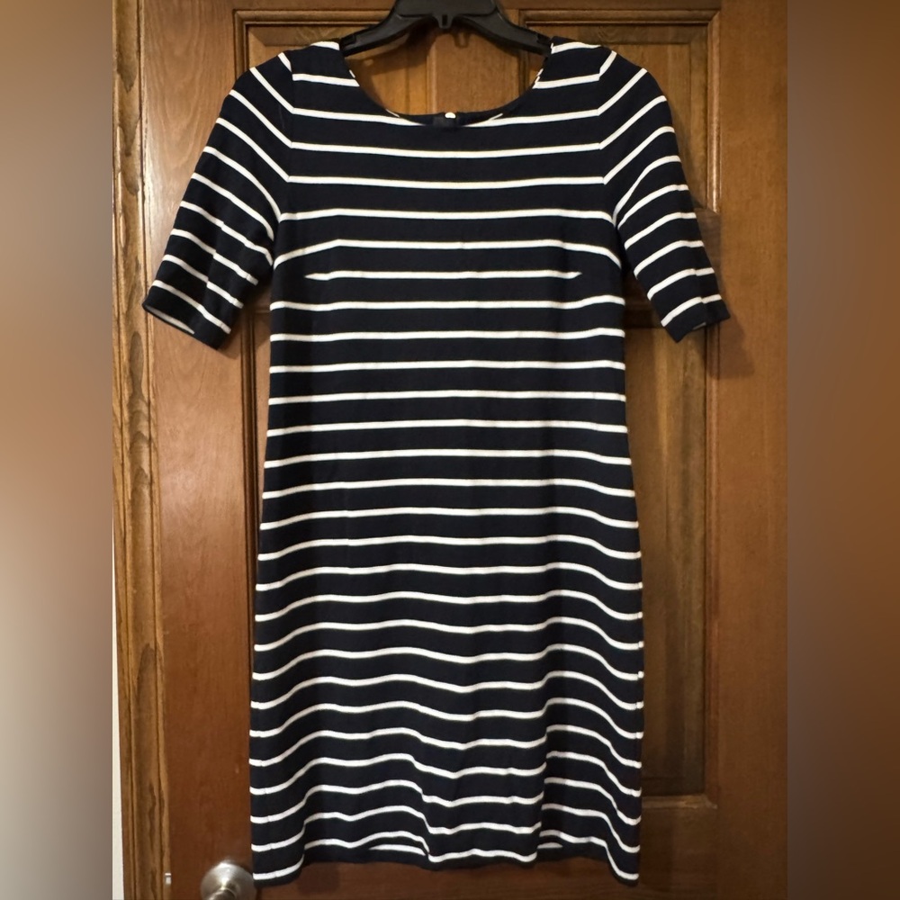 Banana Republic size 10 Navy and White Striped Dress